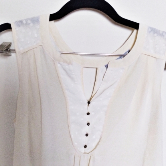 Daniel Rainn Cream Mixed Fabric High Low Hem Sleeveless Blouse Size Small - Picture 2 of 4
